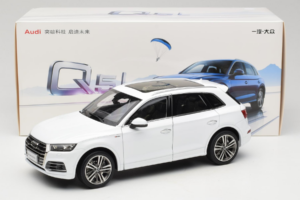 Audi Q5L FY Бял Paudi Model 1:18 30694 Метал — снимка 8 от 8