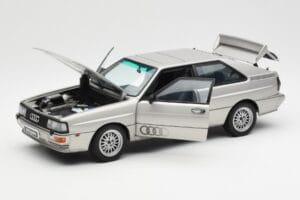 Audi Quattro LWB Сребрист AUTOart 1:18 70303 Метал — снимка 2 от 8