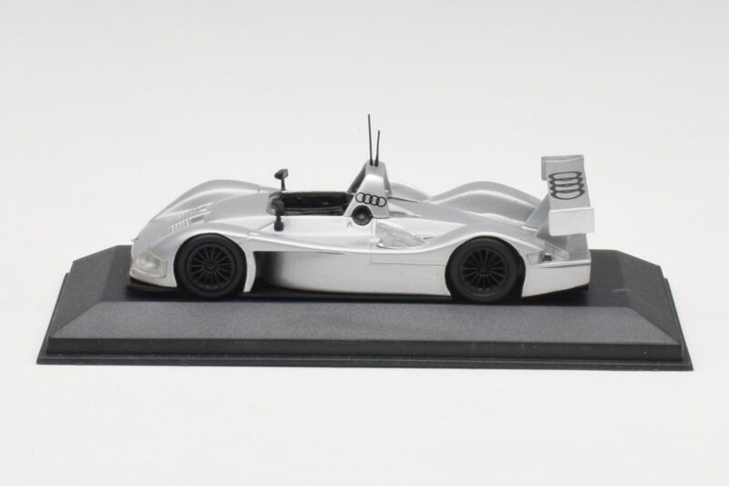 Audi R10 Concept Ice Сребрист Metallic Minichamps 1:43 AUDI001 Метал