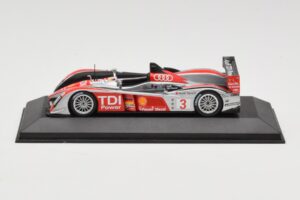 Audi R10 TDI LMP1 #3 L. Luhr / A. Premat / M. Rockenfeller 24 Hours of Le Mans 2008 Minichamps 1:43 400089903 Метал