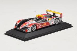 Audi R10 TDI LMP1 #2 R. Capello / T. Kristensen 2007 Minichamps 1:43 400071602 Метал — снимка 2 от 4