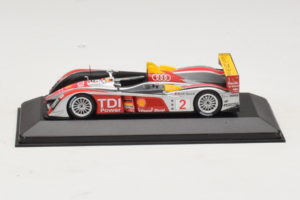 Audi R10 TDI LMP1 #2 R. Capello / T. Kristensen 2007 Minichamps 1:43 400071602 Метал