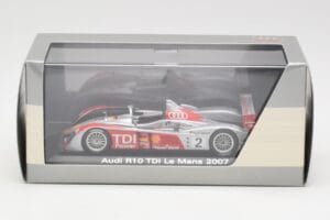 Audi R10 TDI LMP1 #2 R. Capello / T. Kristensen / A. McNish 24 Hours of Le Mans 2007 Minichamps 1:43 5020700223 Метал — снимка 4 от 4