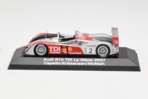 Audi R10 TDI LMP1 #2 R. Capello / T. Kristensen / A. McNish 24 Hours of Le Mans 2007 Minichamps 1:43 5020700223 Метал