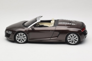 Audi R8 5.2 Spyder Teak Brown Kyosho 1:18 5010918525 Метал — снимка 4 от 8