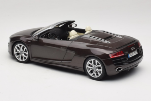 Audi R8 5.2 Spyder Teak Brown Kyosho 1:18 5010918525 Метал — снимка 7 от 8