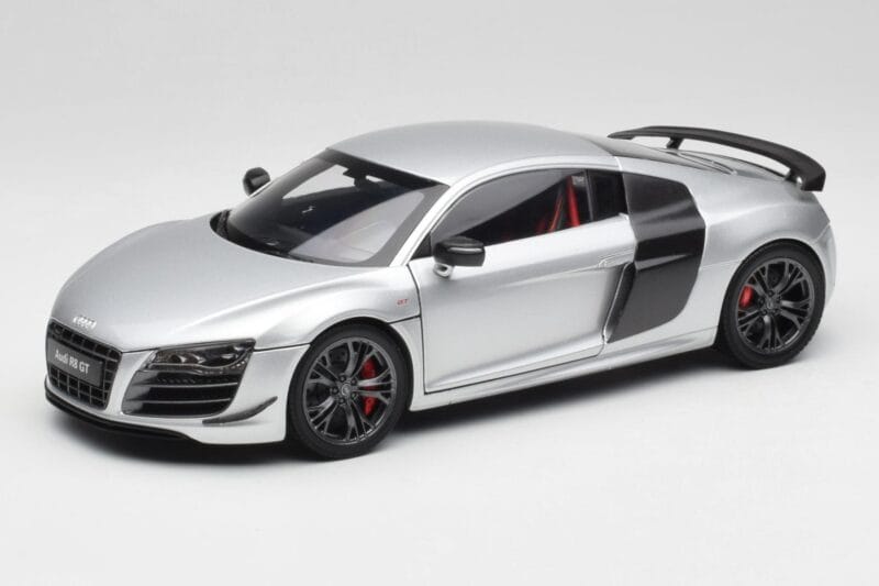 Audi R8 GT Type 42 Ice Сребрист Metallic Kyosho 1:18 09218IS Метал