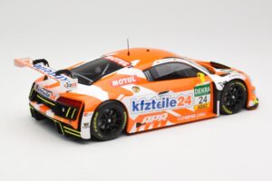Audi R8 LMS #24 kfzteile24 L. Vanthoor / C. Stoll ADAC GT Masters 2016 Minichamps 1:18 155161124 Метал — снимка 2 от 6