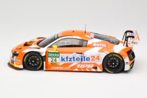 Audi R8 LMS #24 kfzteile24 L. Vanthoor / C. Stoll ADAC GT Masters 2016 Minichamps 1:18 155161124 Метал — снимка 3 от 6