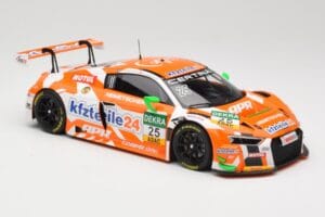 Audi R8 LMS #25 kfzteile24 D. Dobitsch / E. Sandstrom ADAC GT Masters 2016 Minichamps 1:18 155161125 Метал — снимка 4 от 6
