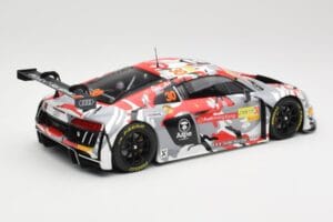 Audi R8 LMS #30 AAPE M. Lee FIA GT World Cup Macau 2015 Minichamps 1:18 155151130 Метал — снимка 2 от 6