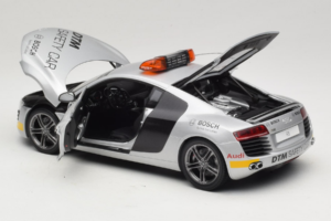 Audi R8 Safety Car 24 Hours of Le Mans 2008 Kyosho 1:18 09214DTM Метал — снимка 7 от 8