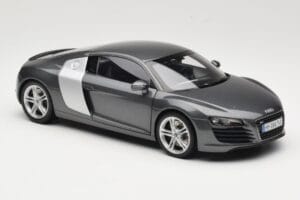Audi R8 Type 42 4.2 Daytona Grey Kyosho 1:18 5010618425 Метал — снимка 6 от 8