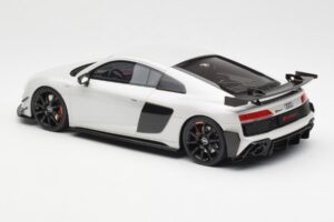 Audi R8 V10 GT RWD Сив GT Spirit 1:18 GT461 Смола — снимка 5 от 6