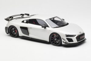 Audi R8 V10 GT RWD Сив GT Spirit 1:18 GT461 Смола — снимка 4 от 6