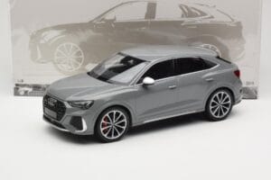 Audi RS Q3 F3 Sportback Сив Minichamps 1:18 155018100 Метал — снимка 6 от 6