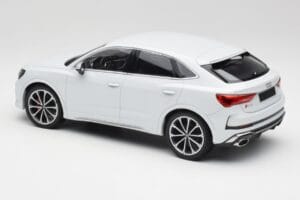 Audi RS Q3 F3 Sportback Glacier White Metallic Minichamps 1:18 155018105 Метал — снимка 5 от 6