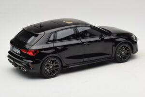 Audi RS3 8Y Sportback Myth Black Norev 1:18 188388 Метал — снимка 3 от 8