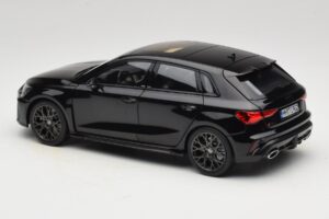 Audi RS3 8Y Sportback Myth Black Norev 1:18 188388 Метал — снимка 7 от 8