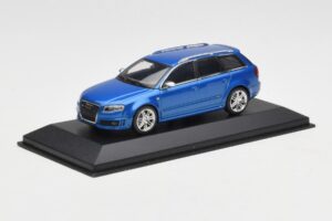 Audi RS4 B7 Avant Blue Metallic Minichamps 1:43 AUDI010 Метал — снимка 2 от 4
