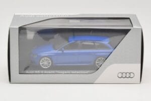 Audi RS4 B8 Avant Nogaro Blue Коледна Селекция 2014 Minichamps 1:43 AUDI003 Метал — снимка 4 от 4