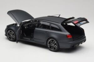 Audi RS6 C7 Avant Matt Grey Minichamps 1:18 110012012 Метал — снимка 5 от 8