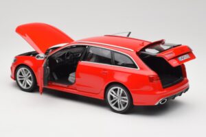 Audi RS6 C7 Avant Червен Minichamps 1:18 110012011 Метал — снимка 5 от 8