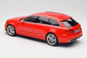 Audi RS6 C7 Avant Червен Minichamps 1:18 110012011 Метал — снимка 7 от 8