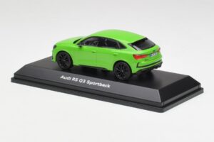 Audi RSQ3 F3 Sportback Зелен Minichamps 1:43 5012013631 Метал — снимка 3 от 4