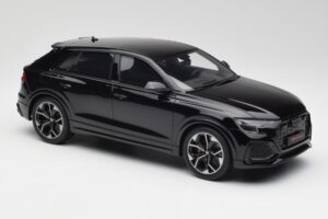 Audi RSQ8 Night Черен GT Spirit 1:18 GT305 Смола — снимка 4 от 6