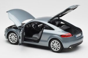 Audi TT 8J Condor Сив Minichamps 1:18 5010500415 Метал — снимка 5 от 8