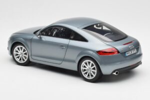 Audi TT 8J Condor Сив Minichamps 1:18 5010500415 Метал — снимка 7 от 8