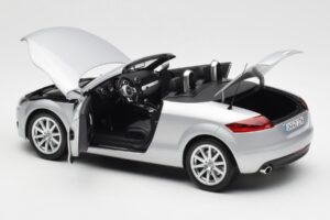 Audi TT 8J Roadster Светло Сребърен Minichamps 1:18 5010500515 Метал — снимка 5 от 8
