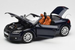 Audi TT 8J Roadster Дълбокосин Minichamps 1:18 5010500525 Метал — снимка 2 от 8