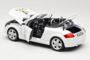 Audi TT 8N Кабриолет Бял Maisto 1:18 56065 Метал — снимка 5 от 8