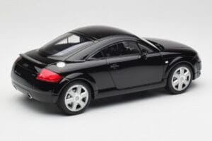 Audi TT 8N Черен Minichamps 1:18 155017021 Метал — снимка 2 от 6