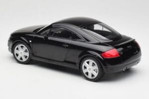 Audi TT 8N Черен Minichamps 1:18 155017021 Метал — снимка 5 от 6