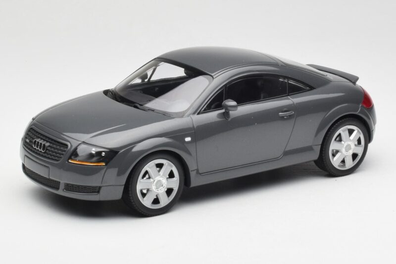 Audi TT 8N Coupe Grey Metallic Minichamps 1:18 155017020 Метал