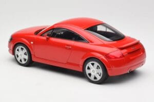Audi TT 8N Червен Minichamps 1:18 155017022 Метал — снимка 5 от 6