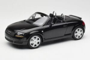 Audi TT 8N Roadster Black Metallic Minichamps 1:18 155017030 Метал