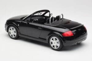 Audi TT 8N Roadster Black Metallic Minichamps 1:18 155017030 Метал — снимка 5 от 6