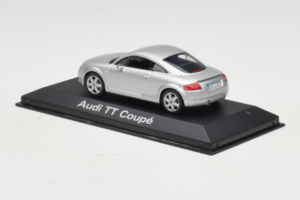 Audi TT 8N Сребрист Minichamps 1:43 5019800423 Метал — снимка 3 от 5