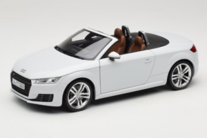 Audi TT 8S Roadster Glacier White Minichamps 1:18 5011400515 Метал