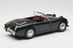 Austin-Healey Sprite Leaf Green Revell 1:18 08837 Метал — снимка 3 от 8
