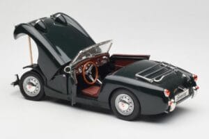 Austin-Healey Sprite Leaf Green Revell 1:18 08837 Метал — снимка 5 от 8