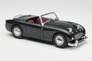 Austin-Healey Sprite Leaf Green Revell 1:18 08837 Метал — снимка 6 от 8
