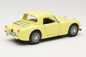 Austin-Healey Sprite Mk1 Жълт Revell 1:18 08835 Метал — снимка 3 от 8