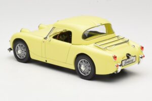 Austin-Healey Sprite Mk1 Жълт Revell 1:18 08835 Метал — снимка 7 от 8