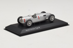 Auto Union Typ B #1 Сребрист Minichamps 1:43 5031300313 Метал — снимка 2 от 5