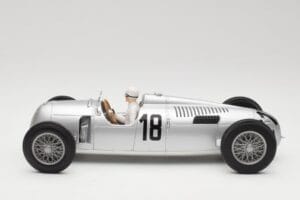 Auto Union Typ C #18 B. Rosemeyer Internationales Eifelrennen Nürburgring Winner 1936 Minichamps 1:18 155361018 Метал — снимка 3 от 6